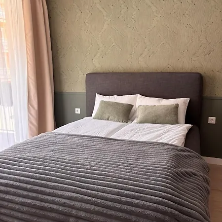 Appartement Stylish With Terrace Near New York Cafe 4 *